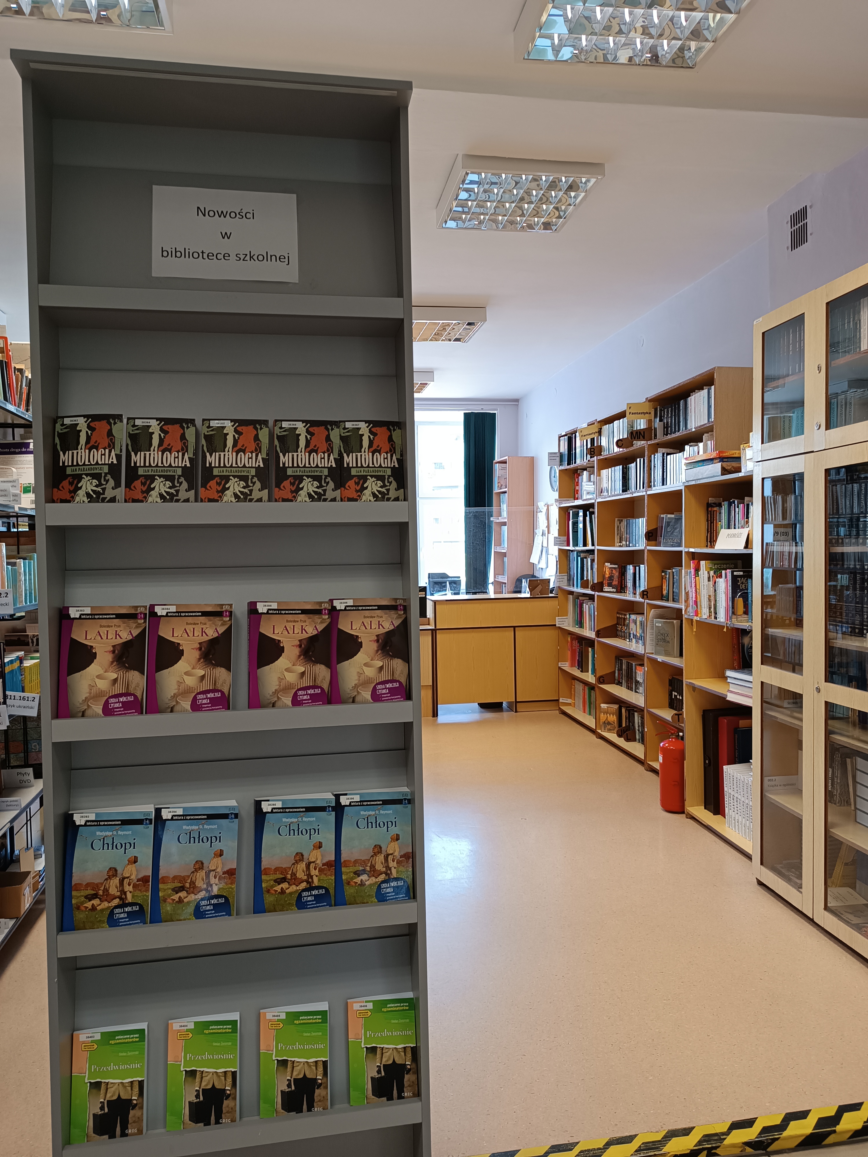 Nowe lektury w bibliotece.